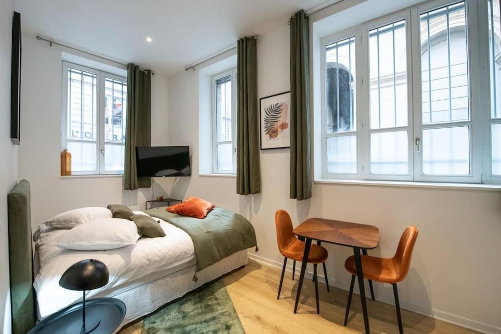 La Suite Opera 1 - Hypercentre Proche Place Des Terreaux Lyon Zewnętrze zdjęcie